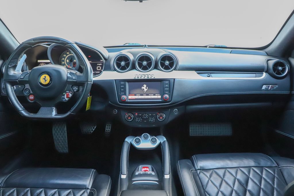 Certified 2016 Ferrari FF image 4