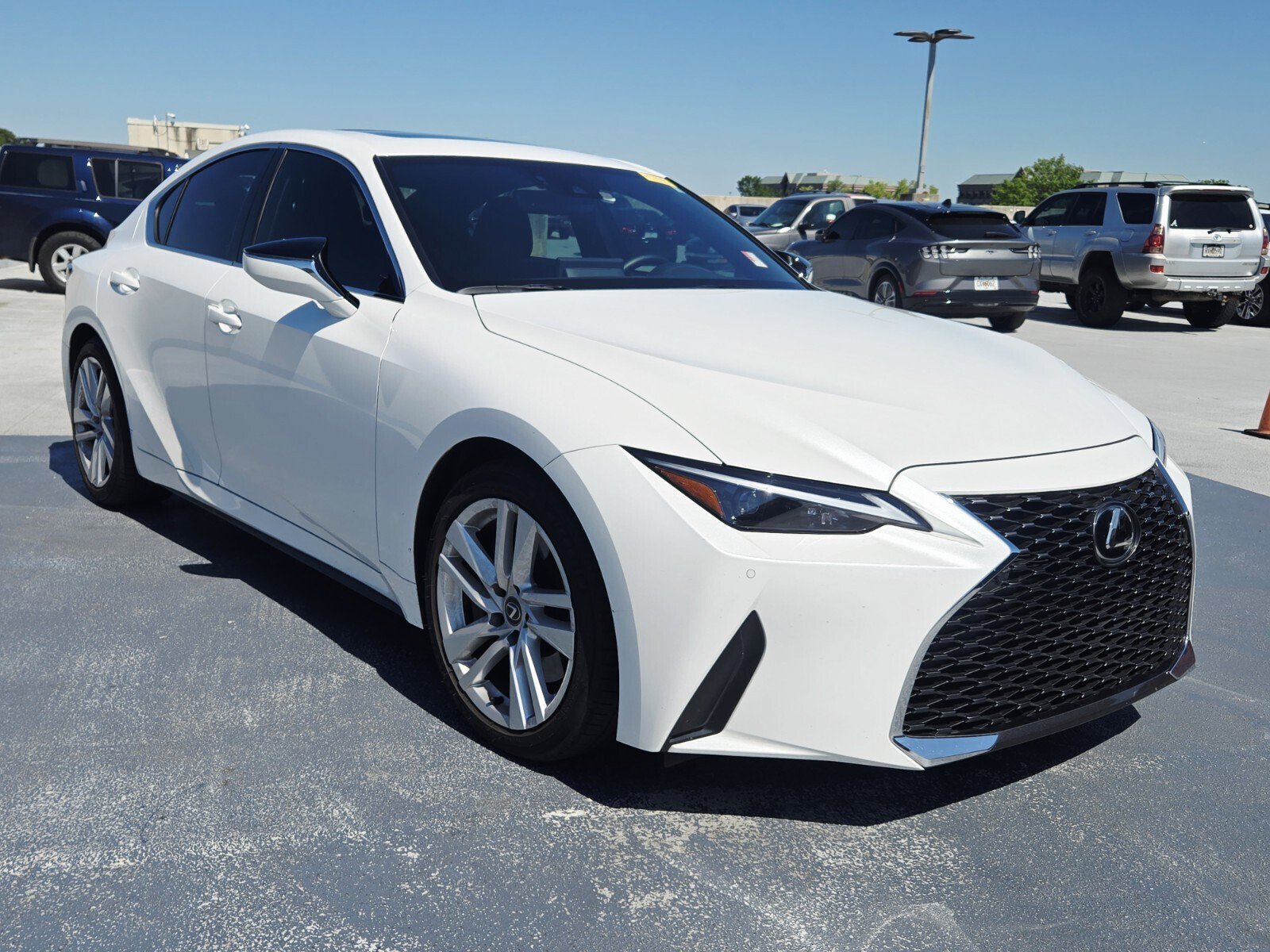 Used 2025 Lexus IS 300 w/ Comfort Package RWD image 2