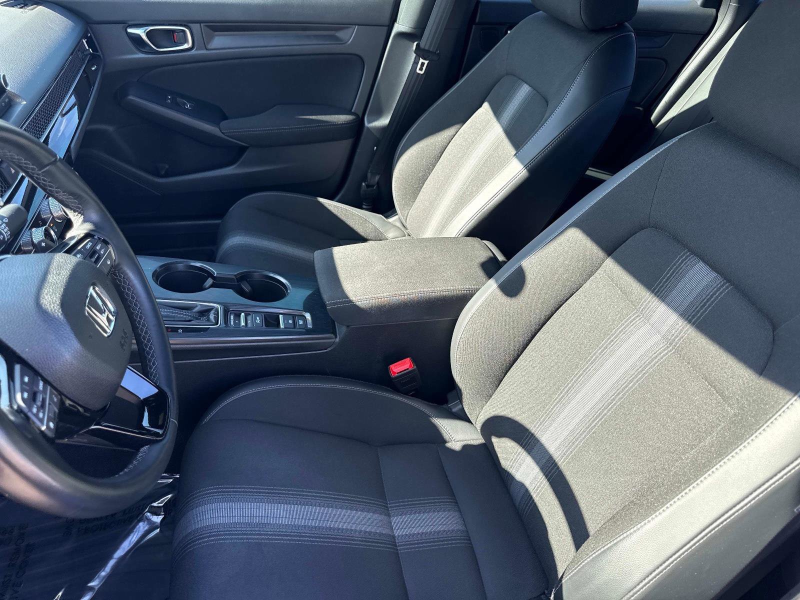 Used 2023 Honda Civic Sport image 19