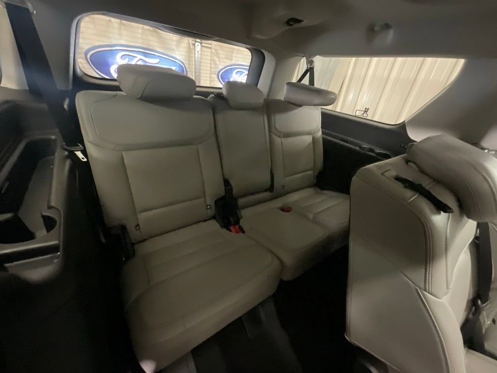 Used 2025 Ford Expedition Max Active AWD/4WD image 18