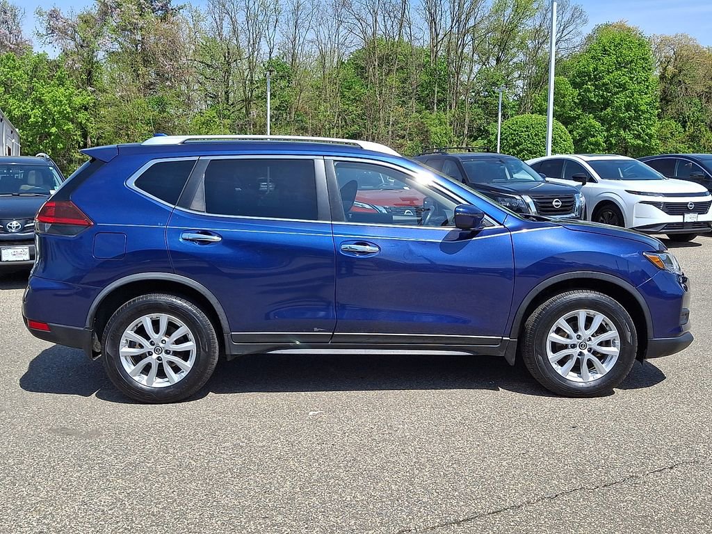 Used 2019 Nissan Rogue SV AWD/4WD image 9