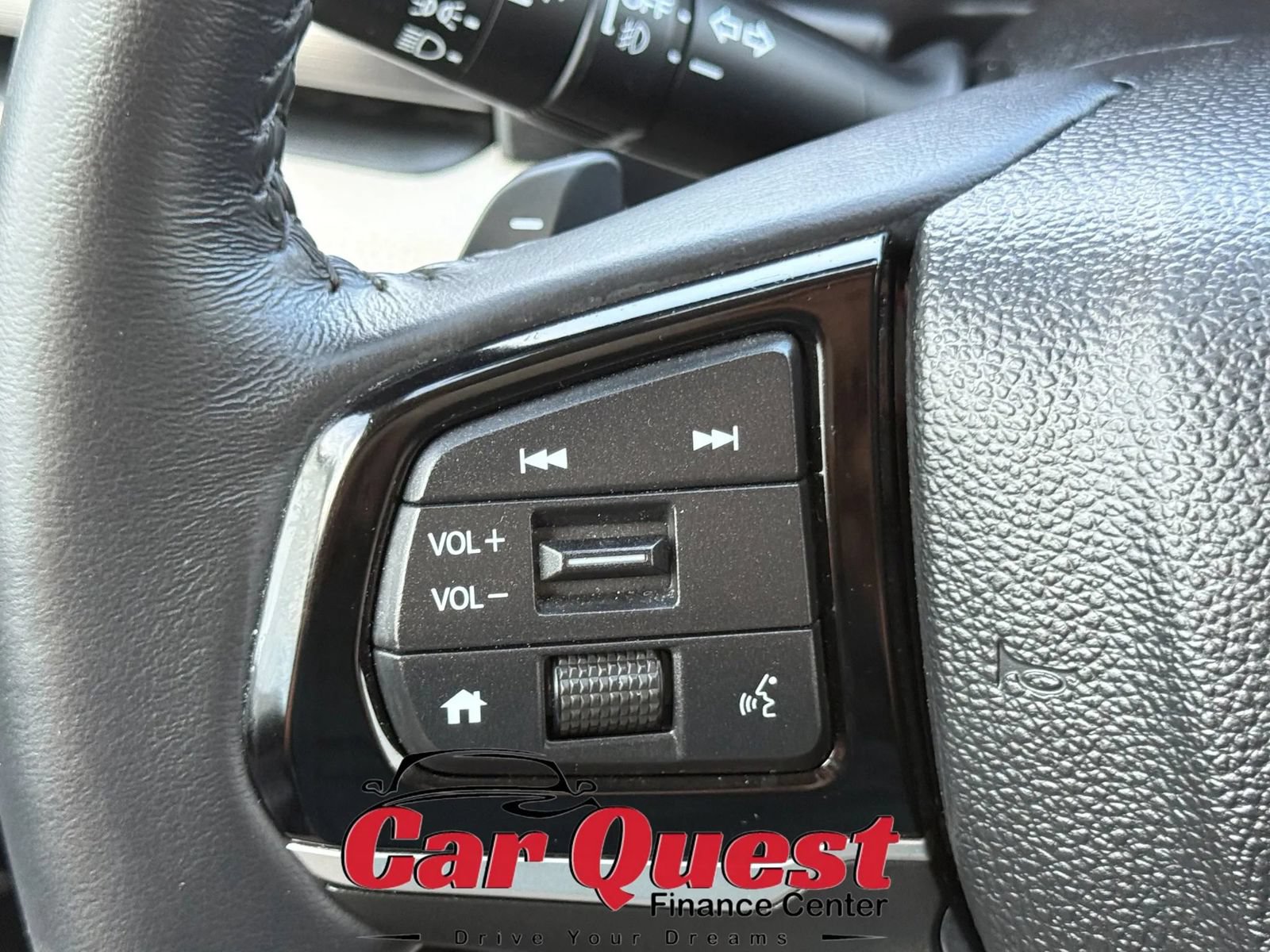 Used 2025 Honda Odyssey EX-L image 35