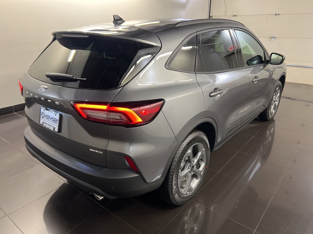 New 2026 Ford Escape ST-Line w/ Tech Pack #1 image 6