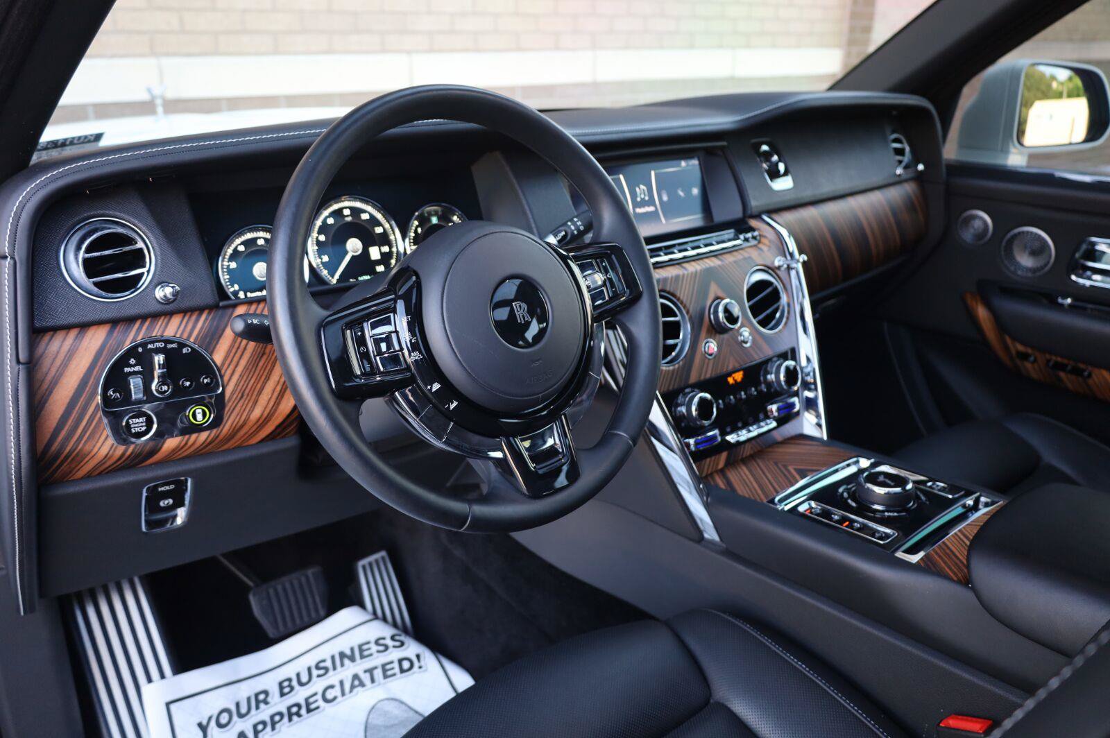 Used 2019 Rolls-Royce Cullinan AWD/4WD image 17