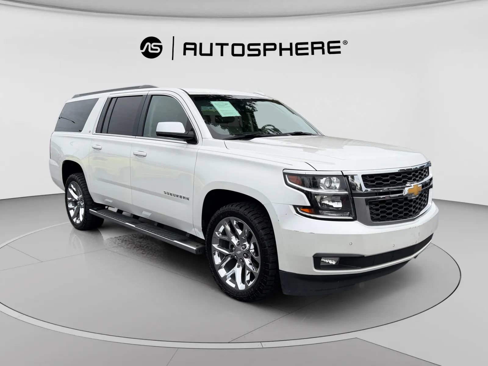 Used 2018 Chevrolet Suburban LT RWD image 12