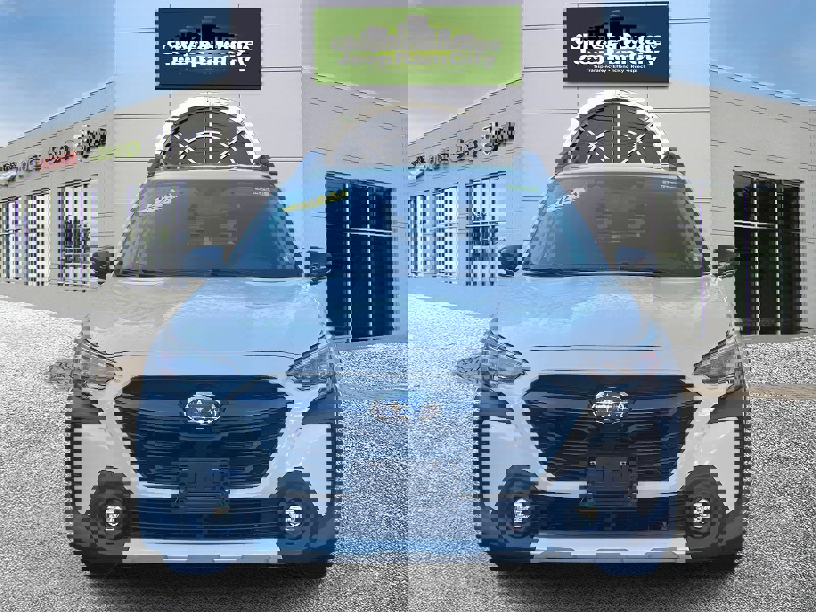 Used 2023 Subaru Outback Limited image 2