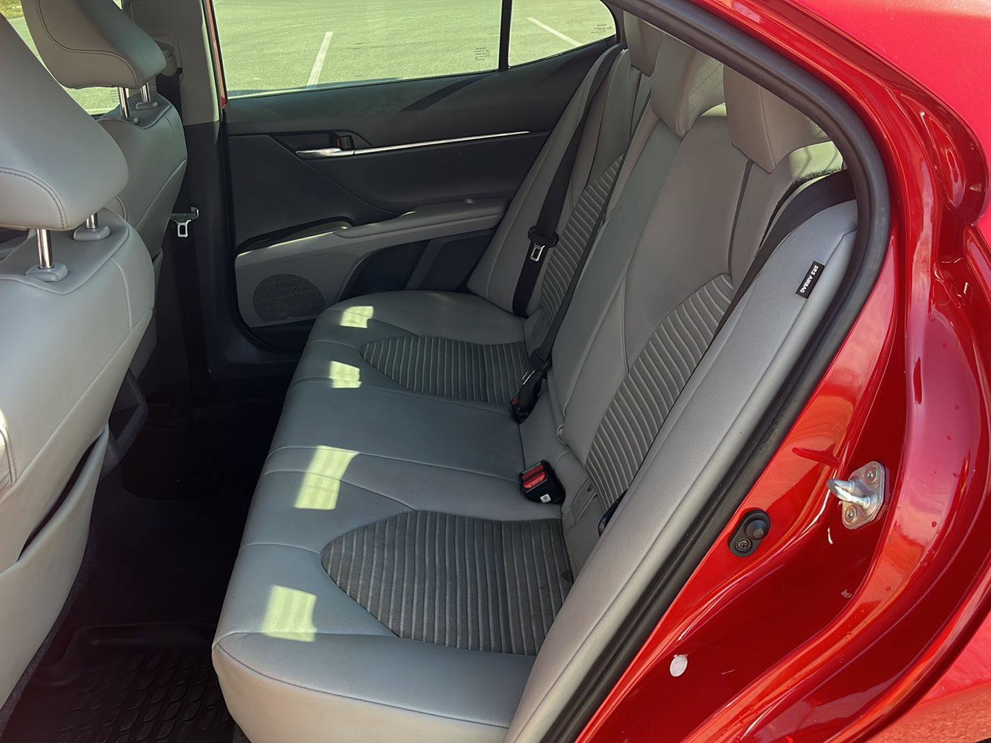 Used 2021 Toyota Camry SE w/ Cold Weather Package image 25