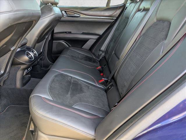 Used 2020 Alfa Romeo Stelvio Quadrifoglio image 19