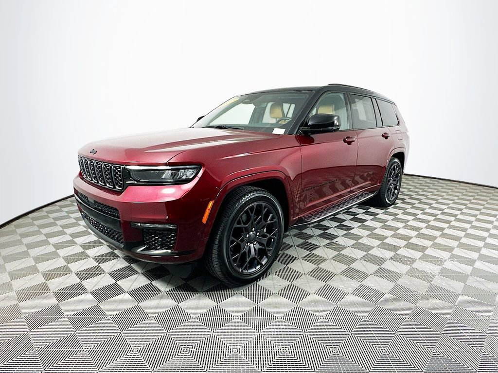 Certified 2025 Jeep Grand Cherokee L Summit w/ Obsidian Package image 6
