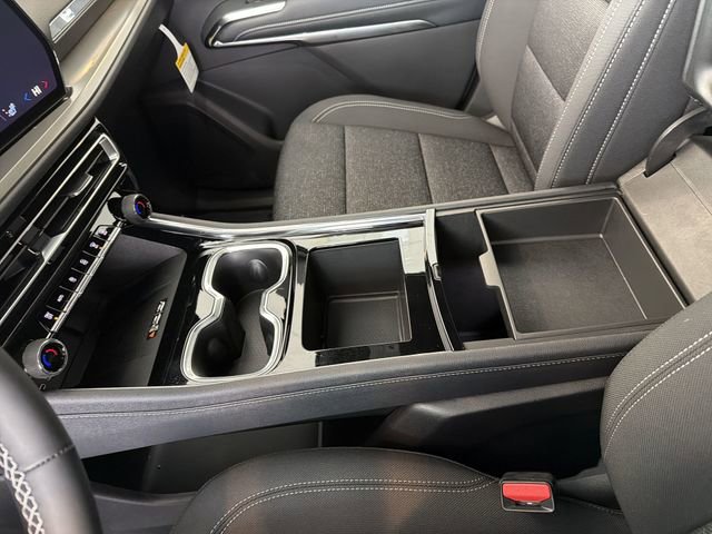 New 2026 Chevrolet Traverse LT w/ Midnight/Sport Edition image 25