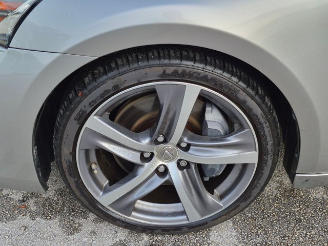 Used 2017 Lexus IS 200t RWD image 17