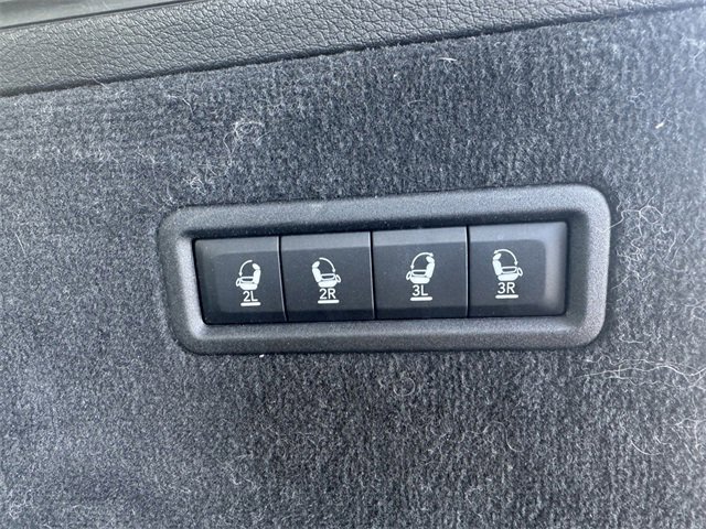 Used 2023 Jeep Grand Wagoneer Series III image 14