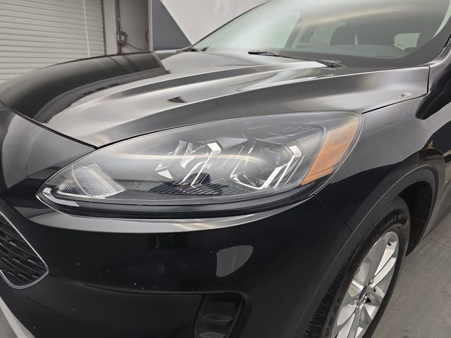 Used 2022 Ford Escape SE image 14