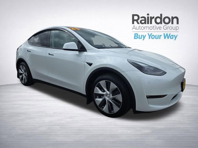 Used 2023 Tesla Model Y Long Range AWD/4WD image 1