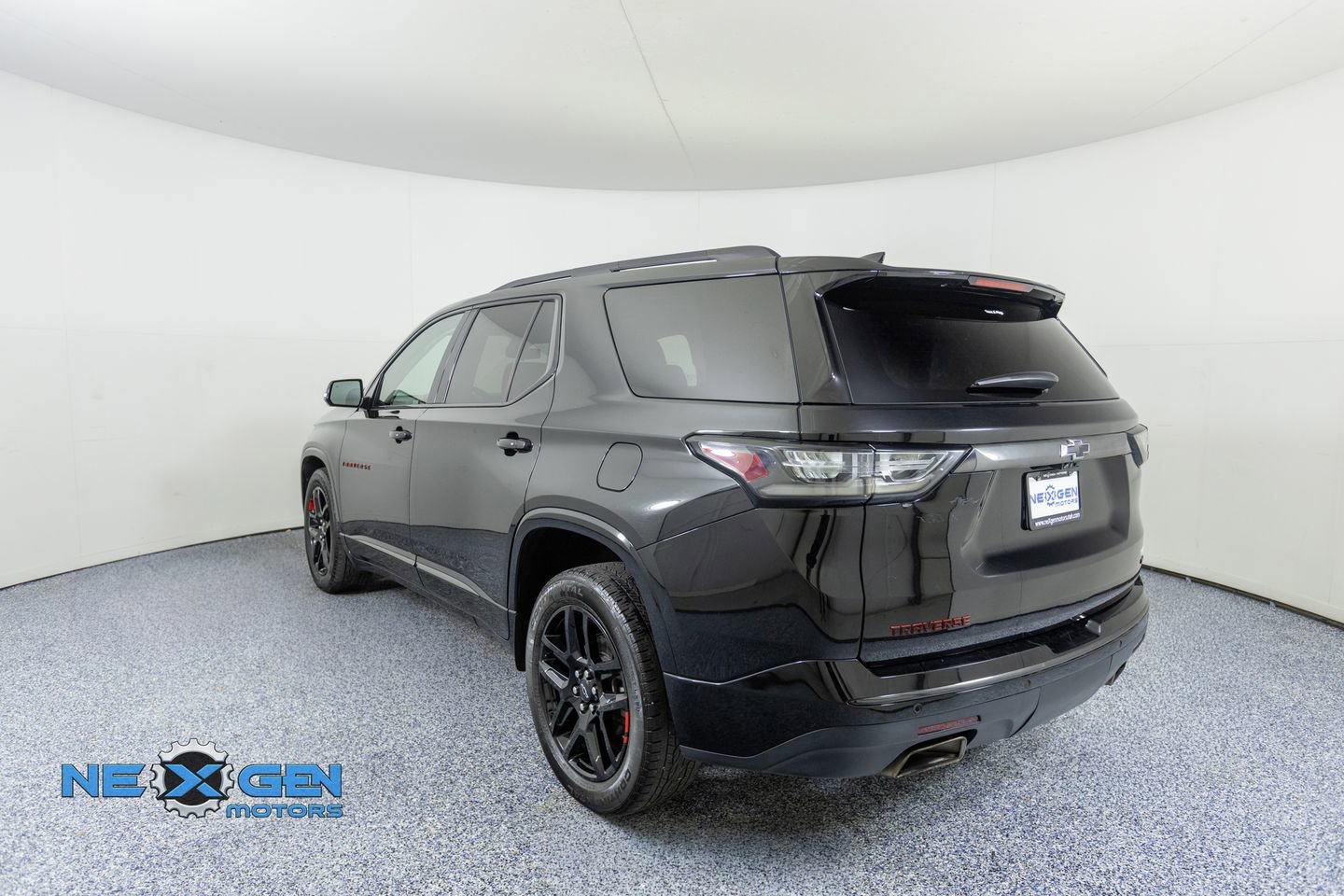 Used 2020 Chevrolet Traverse Premier w/ Redline Edition image 5