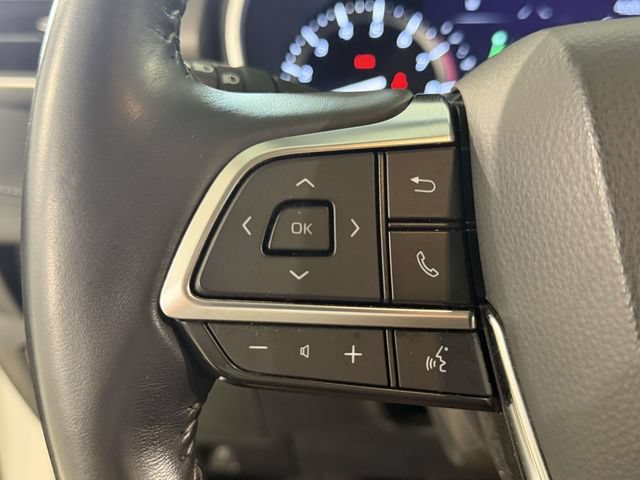 Used 2021 Toyota Highlander XLE AWD/4WD image 37