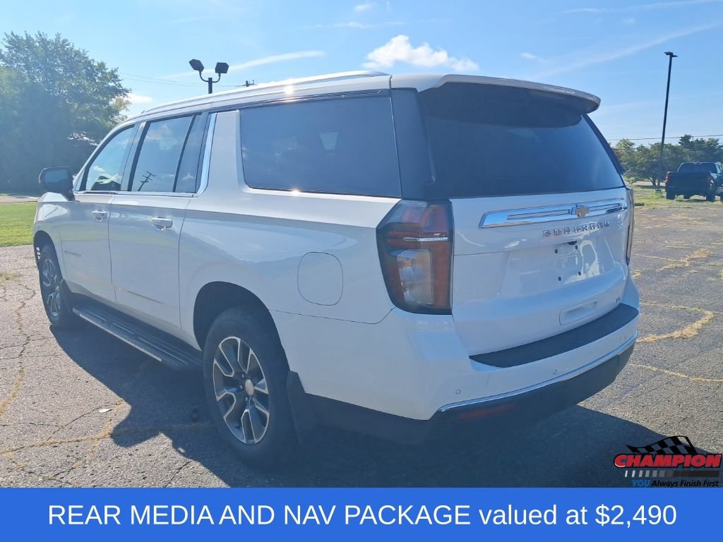 Used 2021 Chevrolet Suburban LT w/ LT Signature Plus Package AWD/4WD image 3