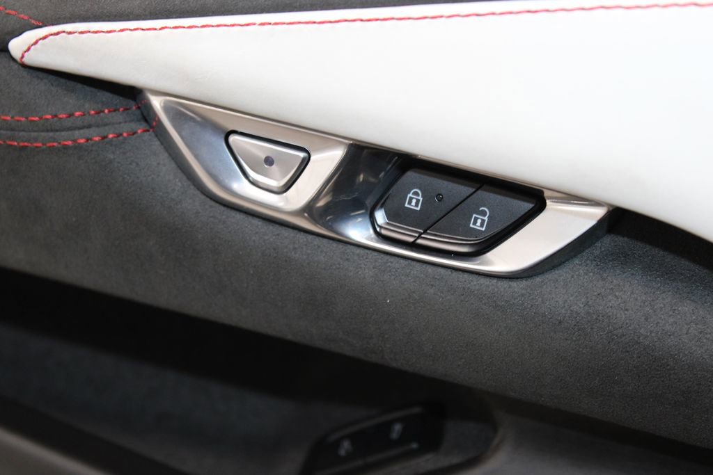 Used 2023 Chevrolet Corvette Stingray Premium Conv image 31