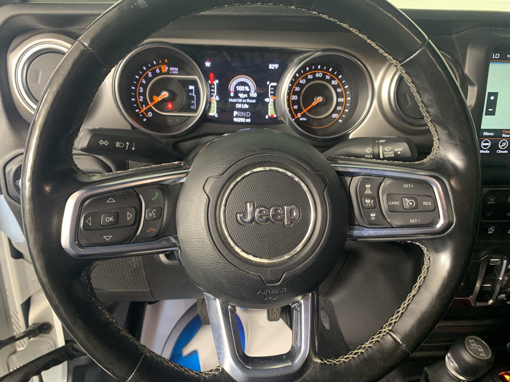 Used 2020 Jeep Gladiator Overland AWD/4WD image 19
