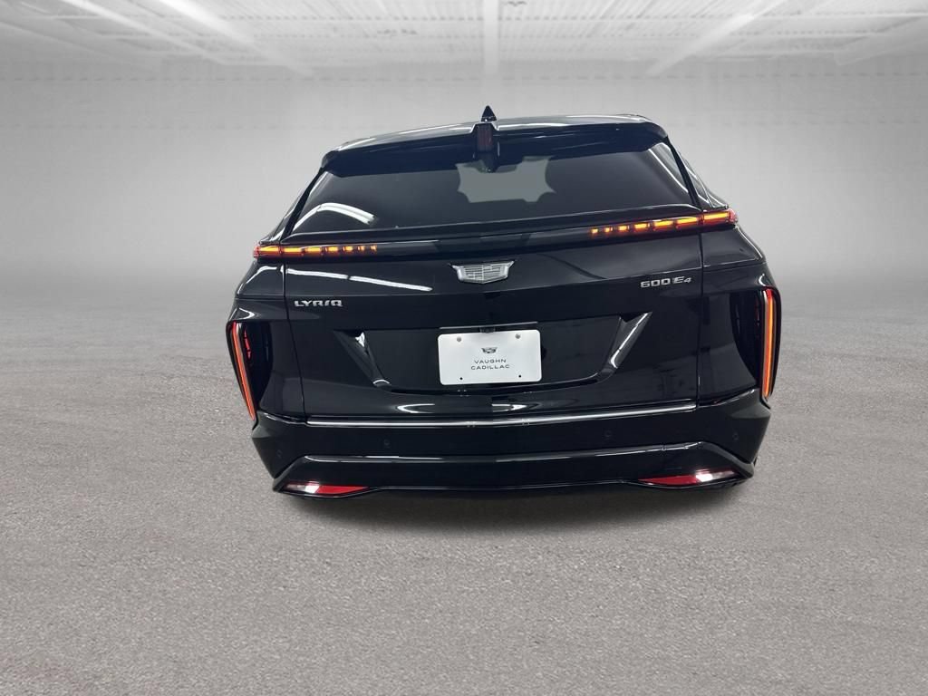 New 2026 Cadillac Lyriq Luxury AWD/4WD image 9