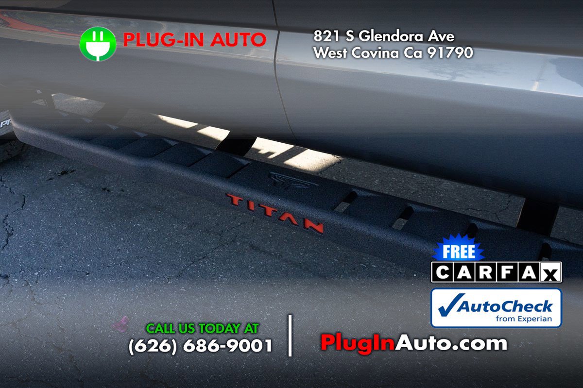 Used 2024 Nissan Titan PRO-4X w/ Off Road Protection Package image 6