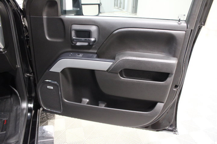 Used 2015 Chevrolet Silverado 2500 LTZ w/ Duramax Plus Package AWD/4WD image 24