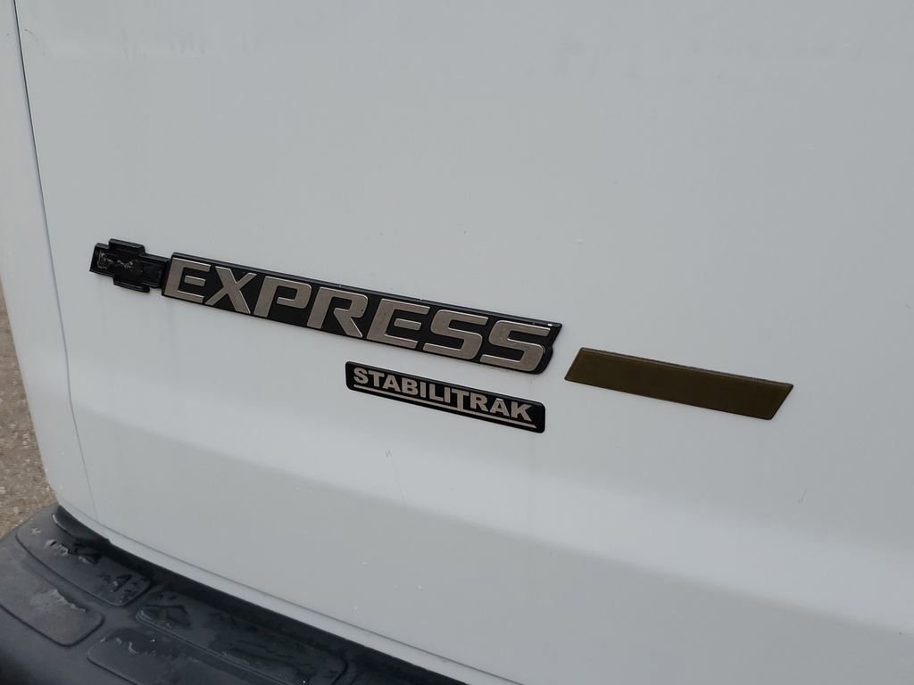 Used 2015 Chevrolet Express 2500 w/ Express Access Plus Package image 5