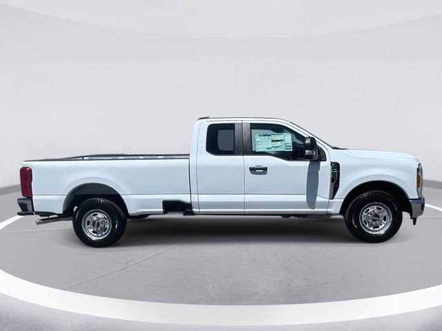 New 2026 Ford F250 XL w/ XL Chrome Package image 3