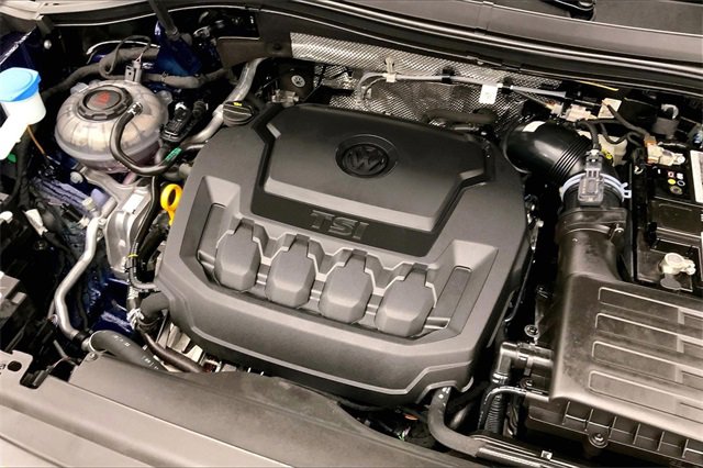 Used 2023 Volkswagen Tiguan SE w/ Panoramic Sunroof Package image 31