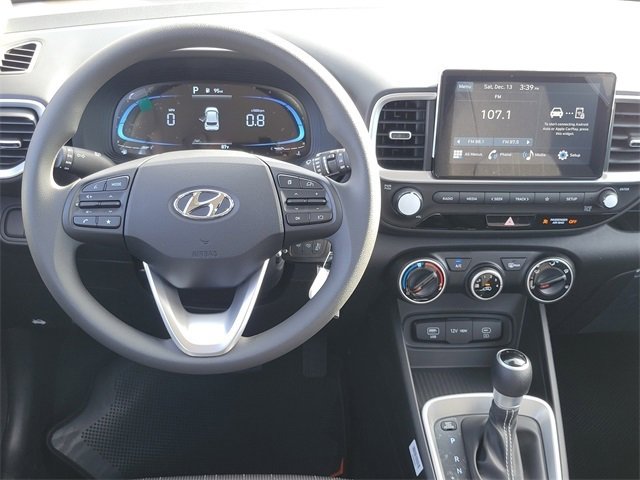 New 2026 Hyundai Venue SE image 4