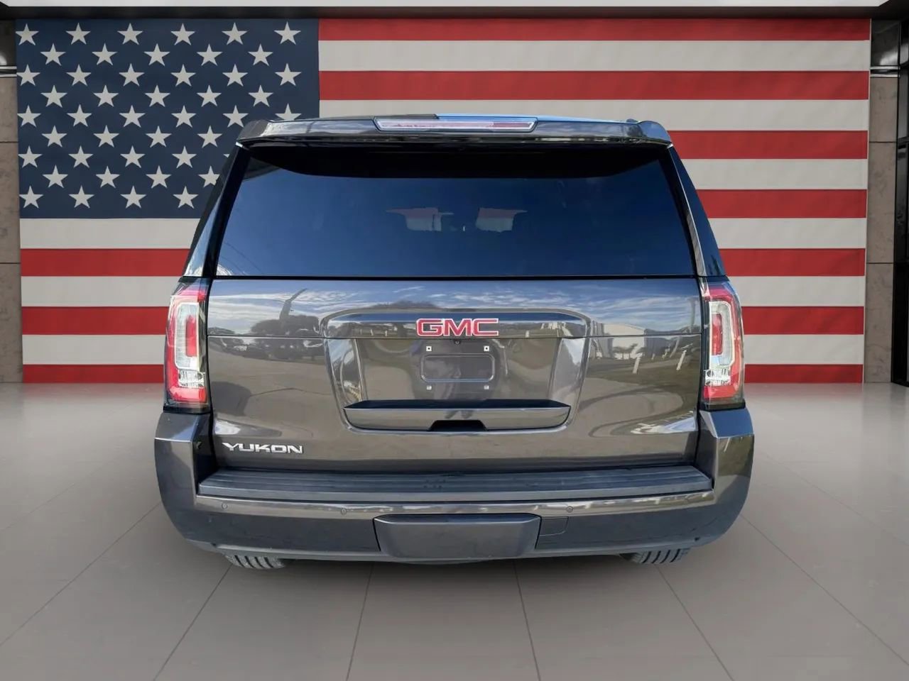 Used 2018 GMC Yukon SLE w/ Convenience Package image 6