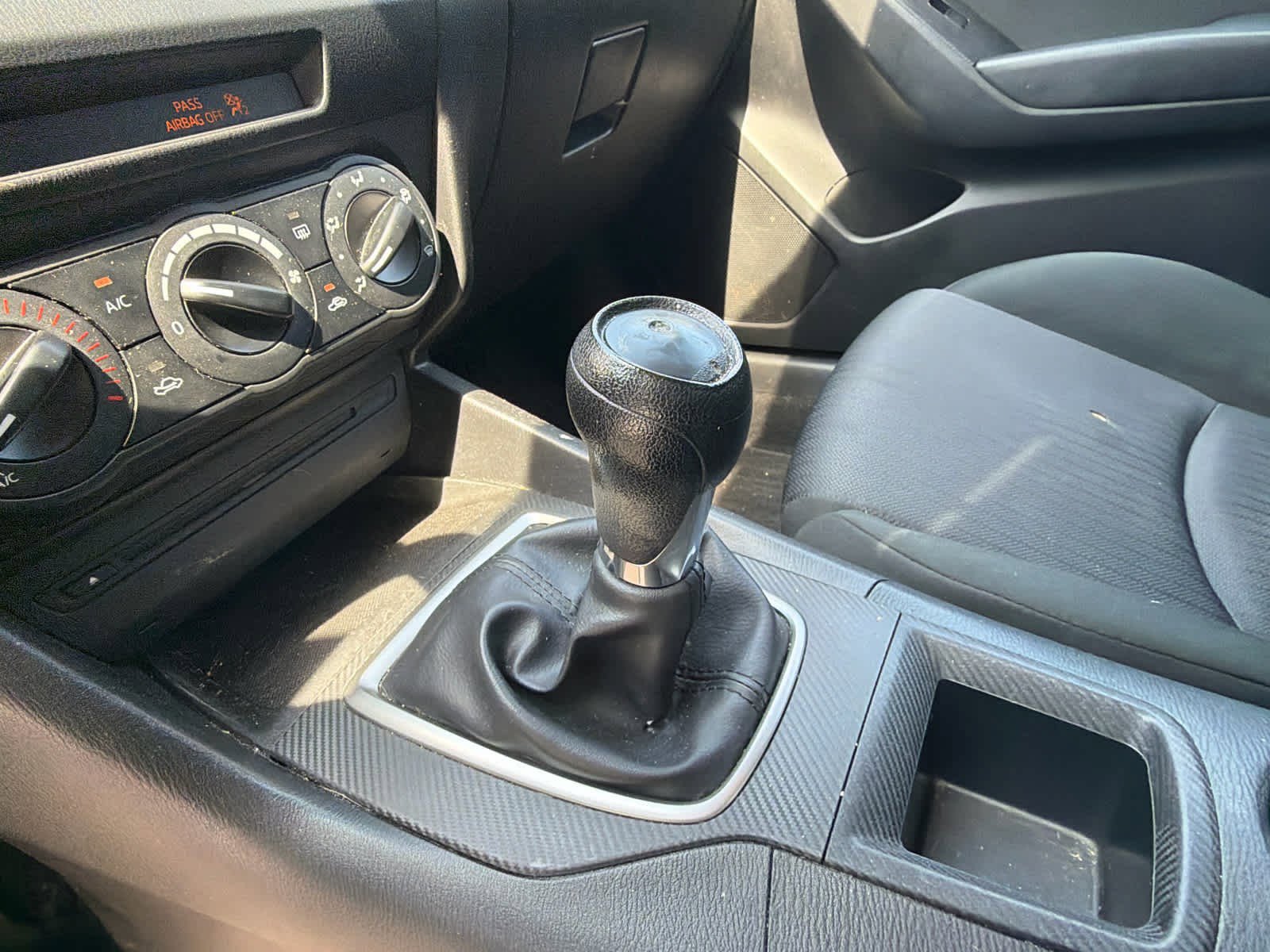 Used 2014 MAZDA MAZDA3 i Sport FWD image 30