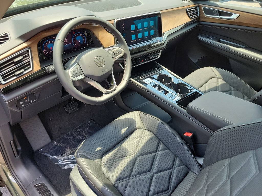 New 2026 Volkswagen Atlas SE FWD image 17