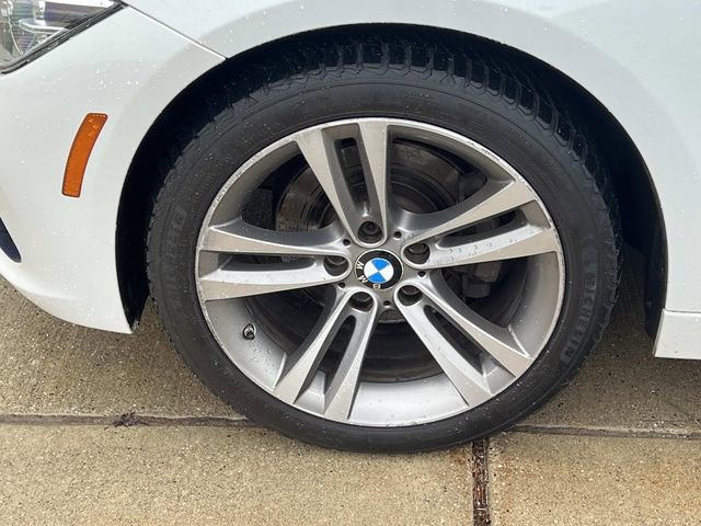 Used 2017 BMW 330i xDrive Sedan image 10