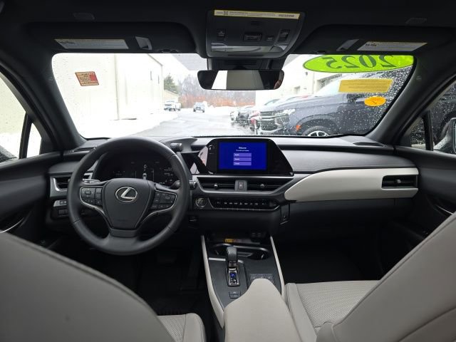 Used 2025 Lexus UX 300h AWD w/ Accessory Package (Z2) image 13