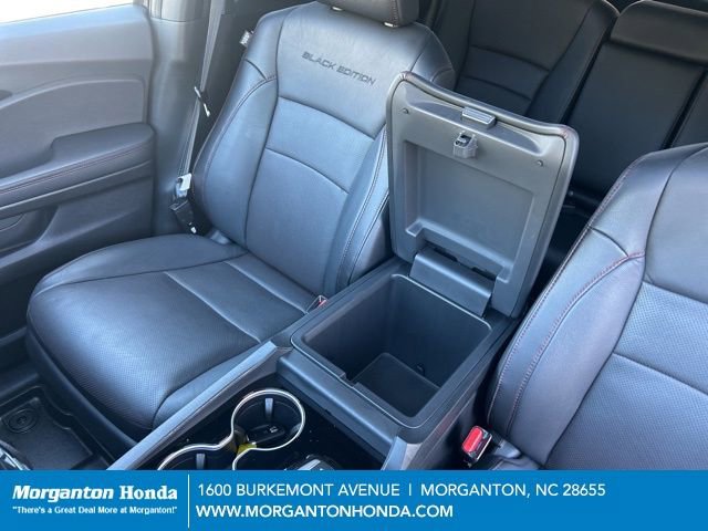 Used 2025 Honda Passport Black Edition image 28