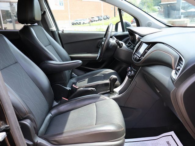 Used 2020 Chevrolet Trax LT w/ LT Convenience Package FWD image 8