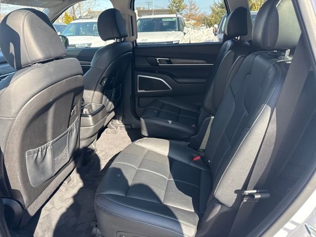 Used 2022 Kia Telluride EX w/ EX Premium Package image 25