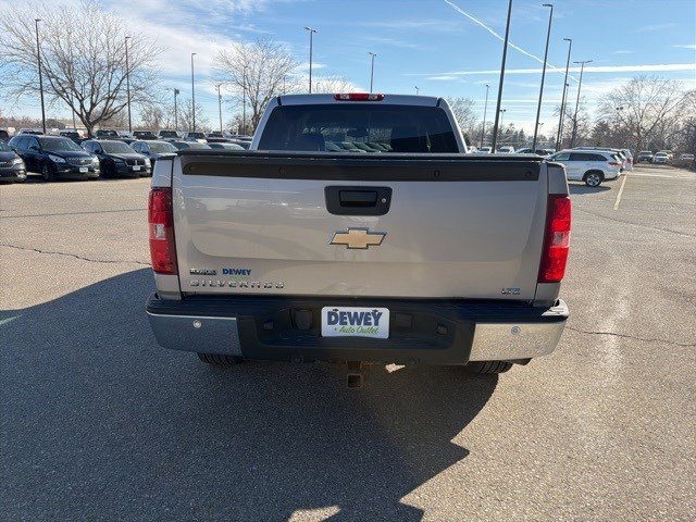 Used 2009 Chevrolet Silverado 1500 LTZ w/ Safety Package AWD/4WD image 4