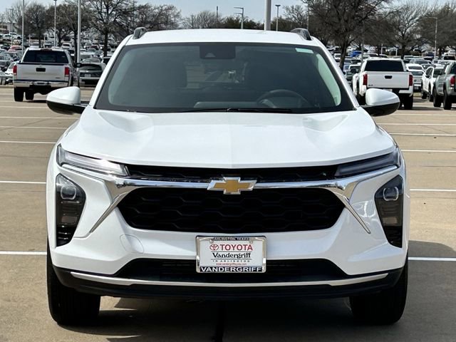 Used 2025 Chevrolet Trax LT image 9