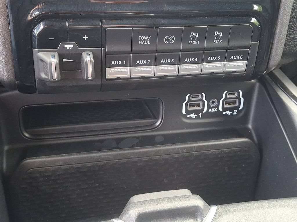Used 2024 RAM 2500 Rebel AWD/4WD image 15