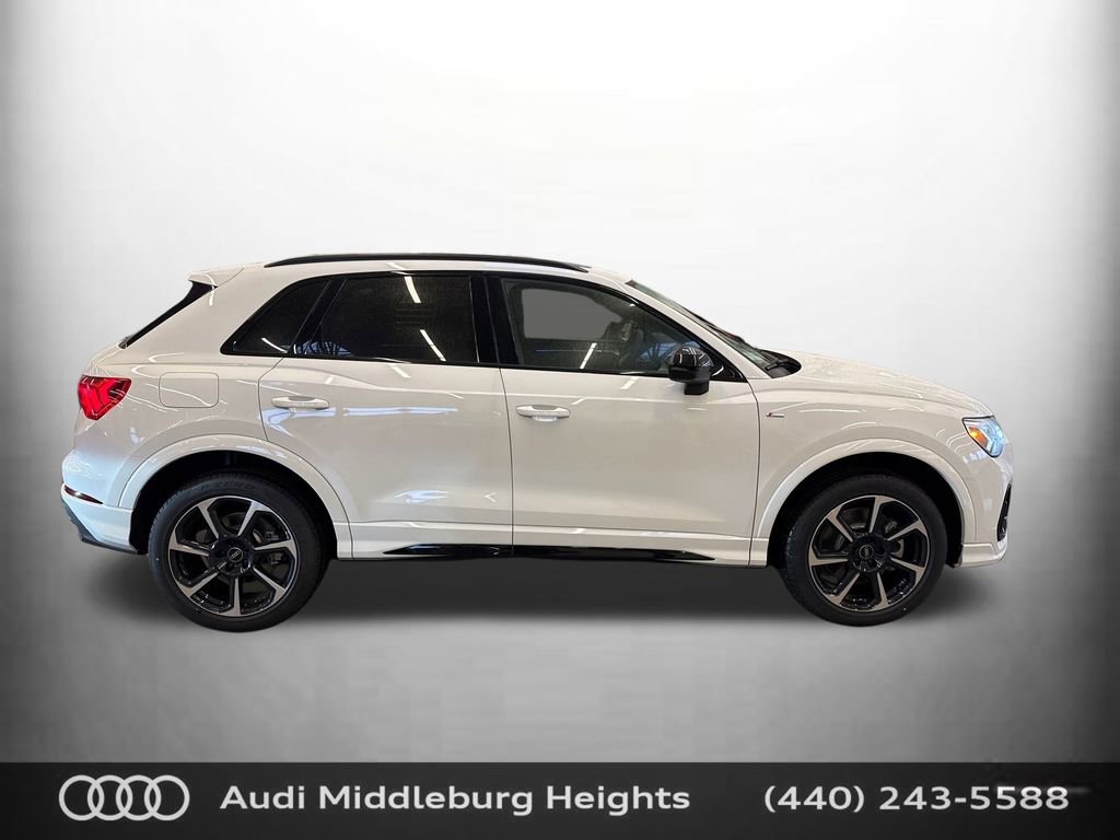 Used 2025 Audi Q3 2.0T Premium Plus w/ Premium Plus Package image 9