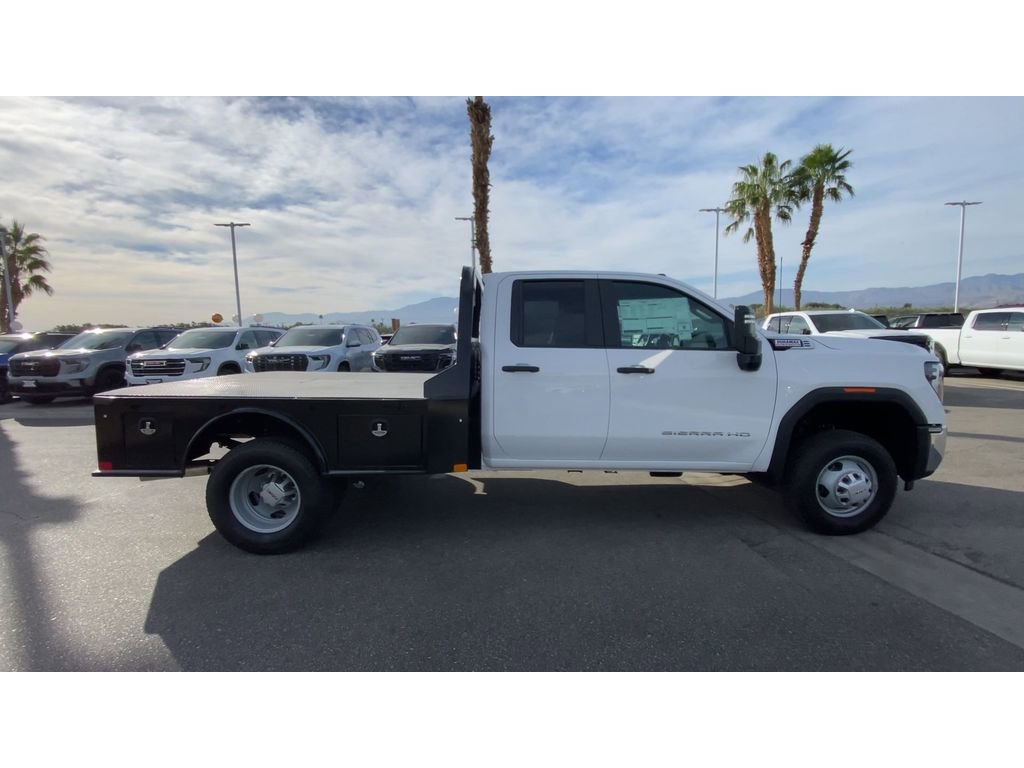 New 2026 GMC Sierra 3500 Pro w/ Convenience Package image 9