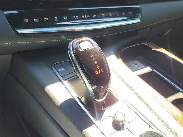 Used 2021 Cadillac Escalade Premium Luxury AWD/4WD image 68