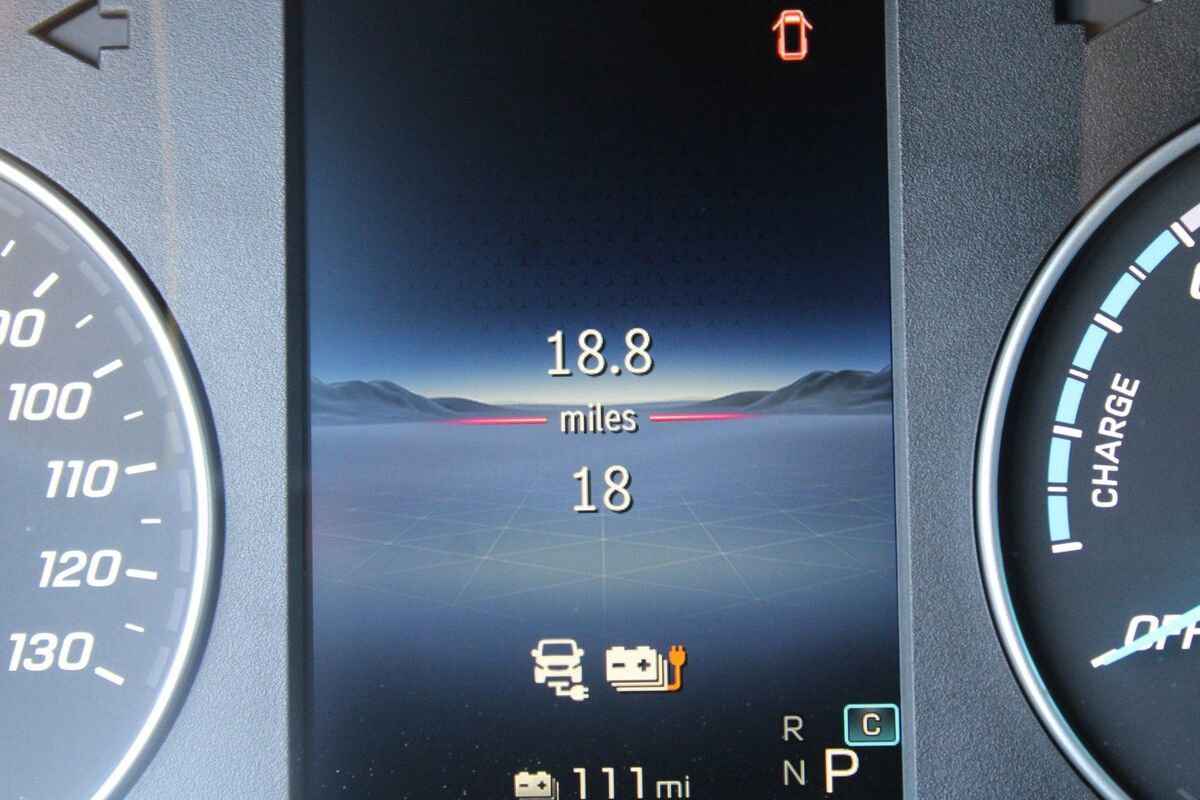 New 2024 Mercedes-Benz eSprinter 170 Cargo image 8