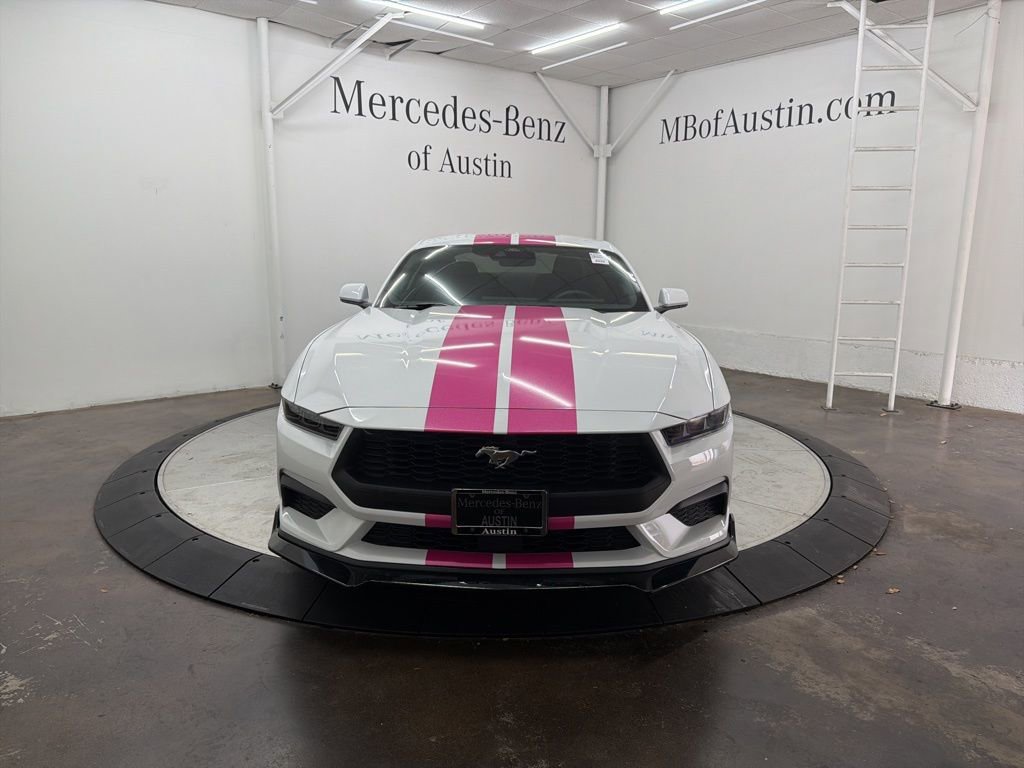 Used 2025 Ford Mustang Coupe image 2