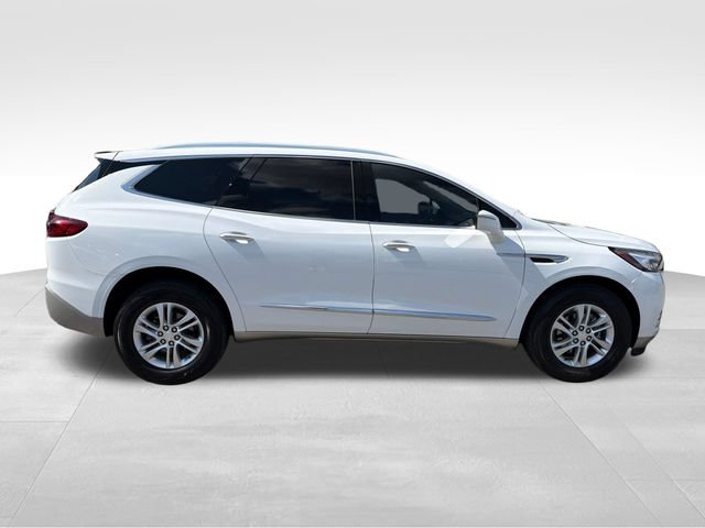 Used 2021 Buick Enclave Essence w/ Sound and Sites Package AWD/4WD image 8