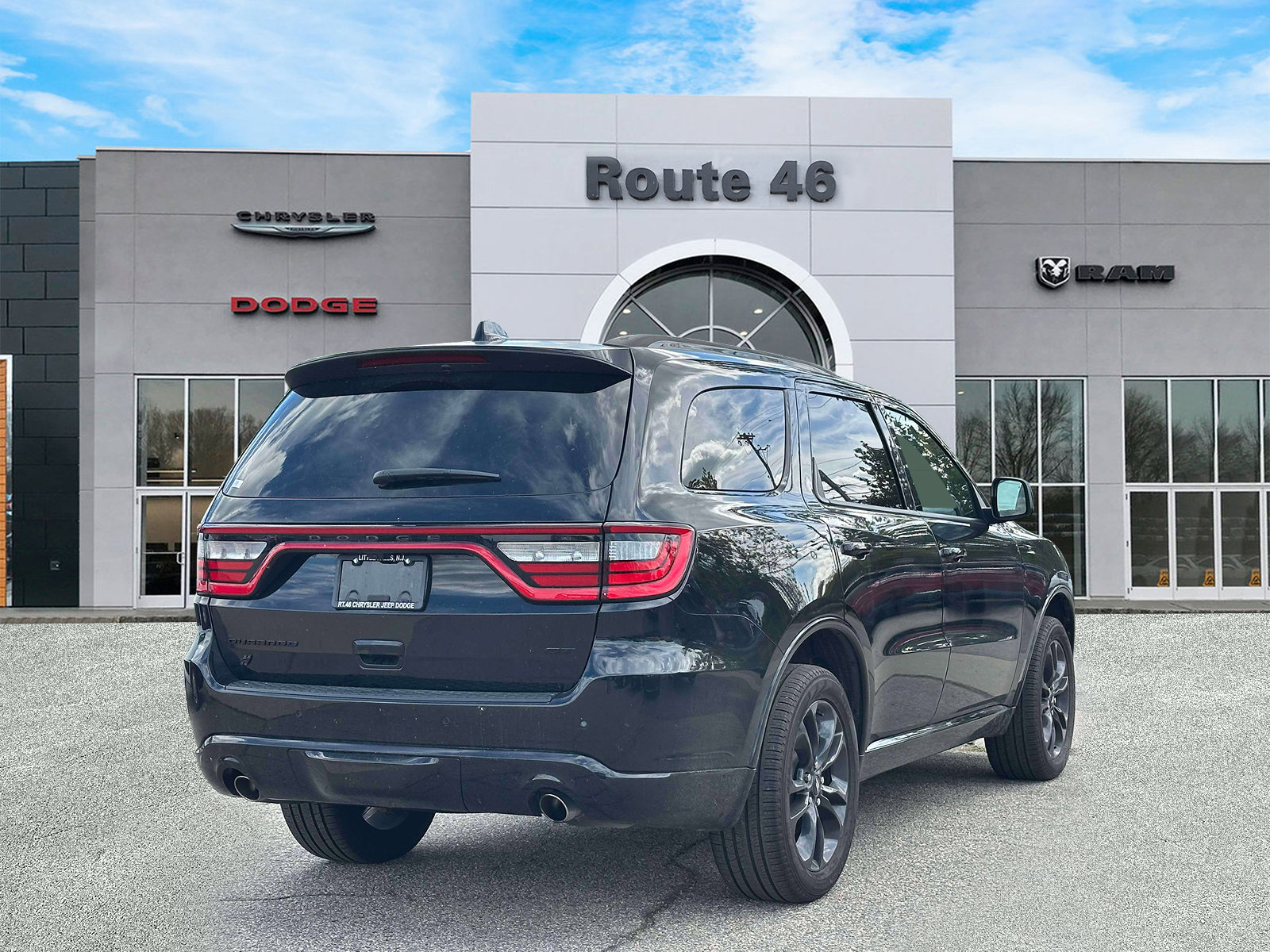 Used 2025 Dodge Durango GT AWD/4WD image 5