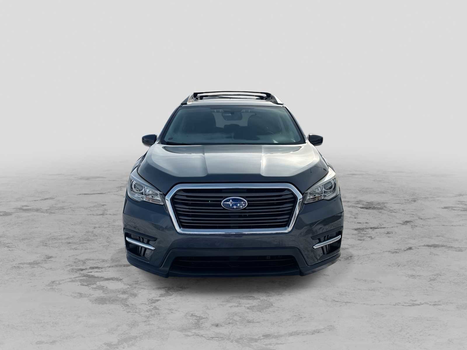 Used 2019 Subaru Ascent Premium image 3