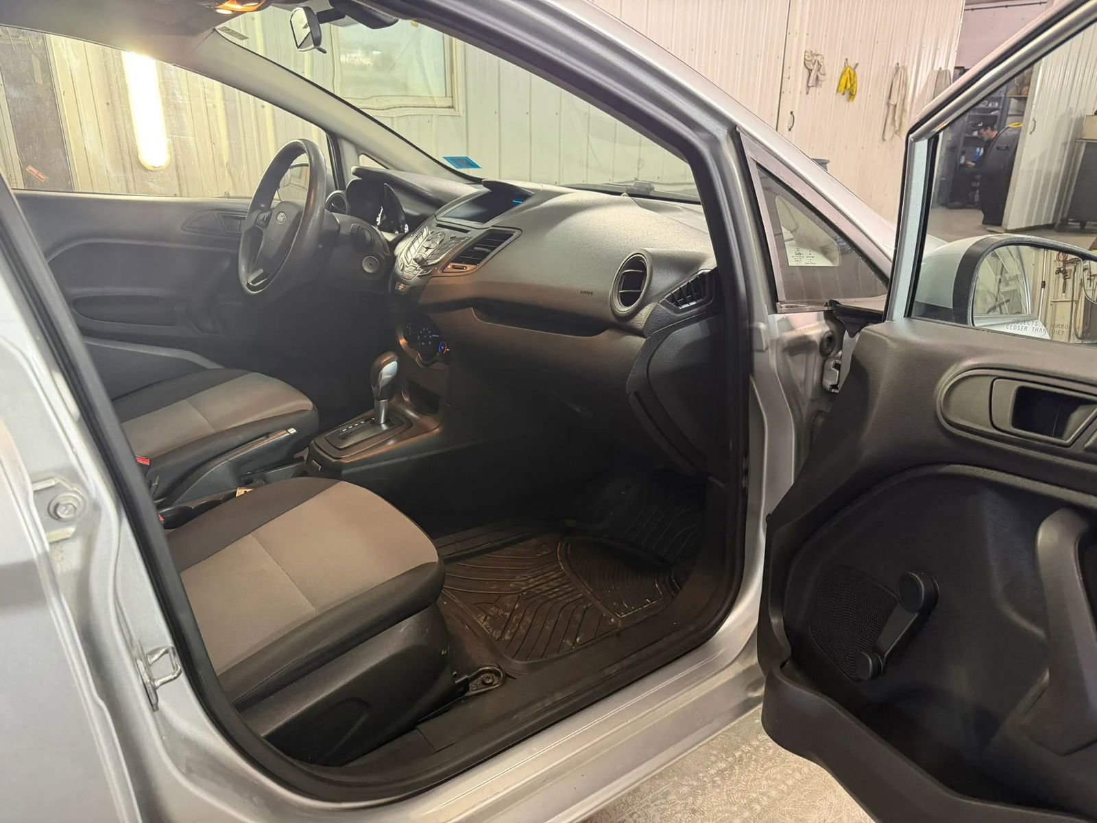 Used 2016 Ford Fiesta S FWD image 9